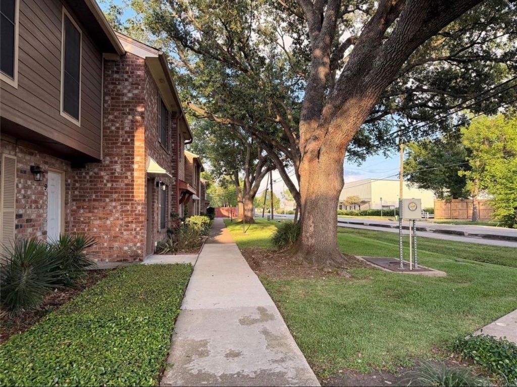 5218 Milwee Street - Photo 0