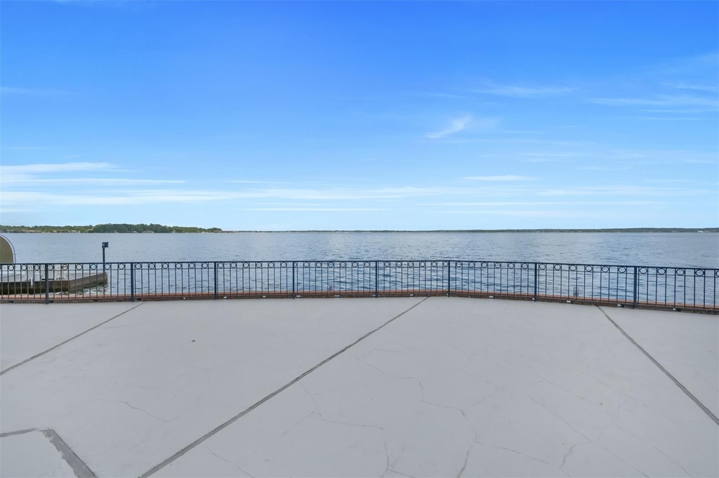 35 Lakeview Village - Photo 30