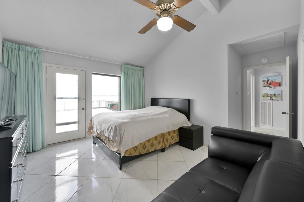 35 Lakeview Village - Photo 20