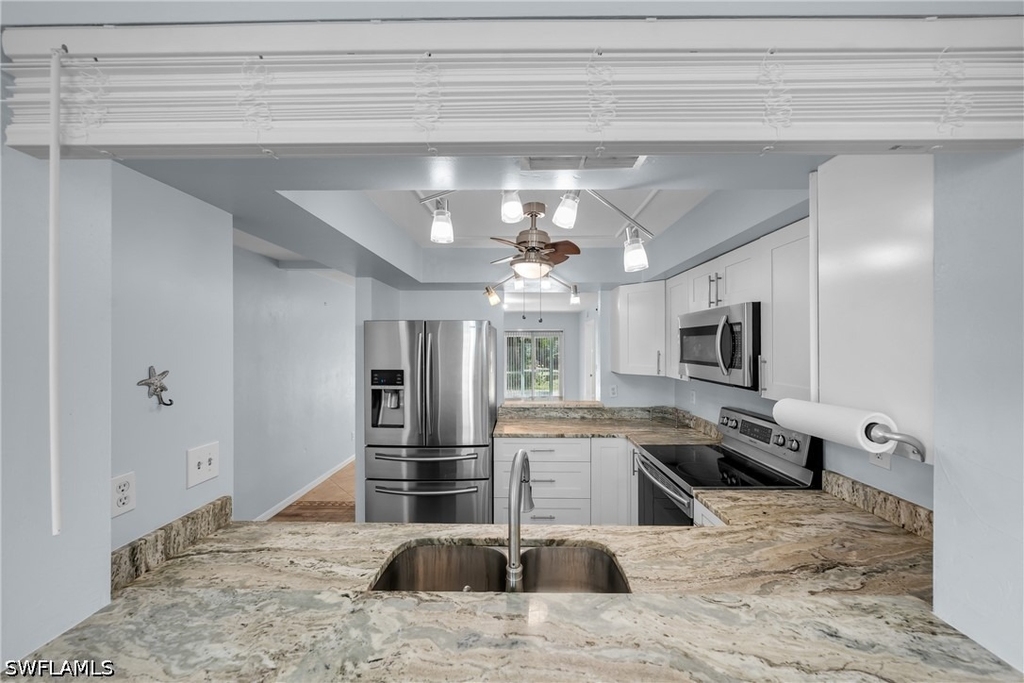 28260 Pine Haven Way - Photo 3