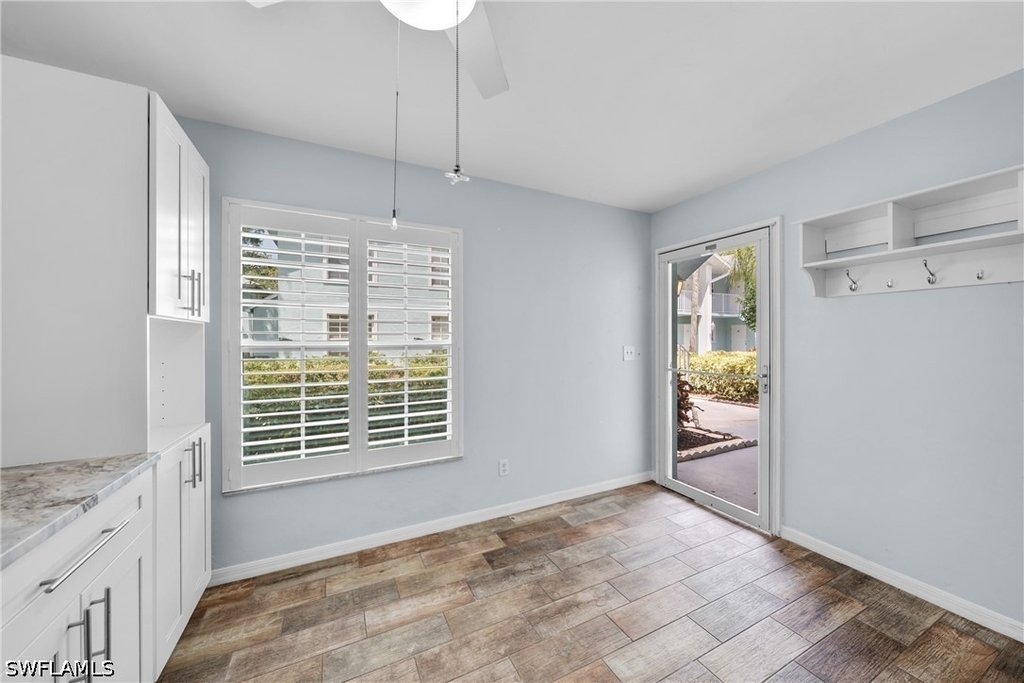 28260 Pine Haven Way - Photo 4