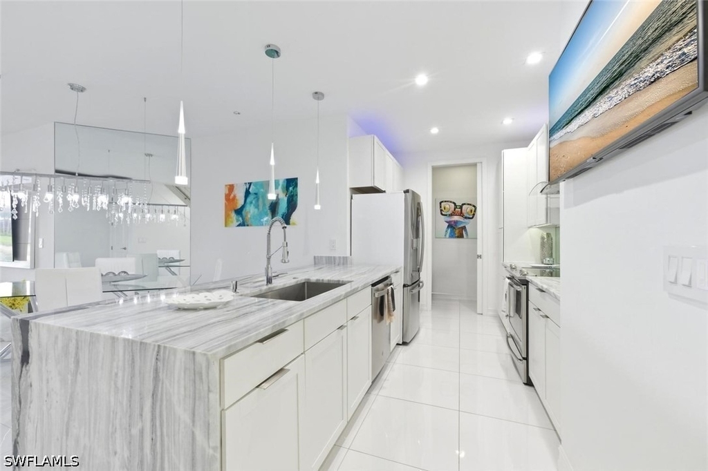 7345 Rockefeller Drive - Photo 11