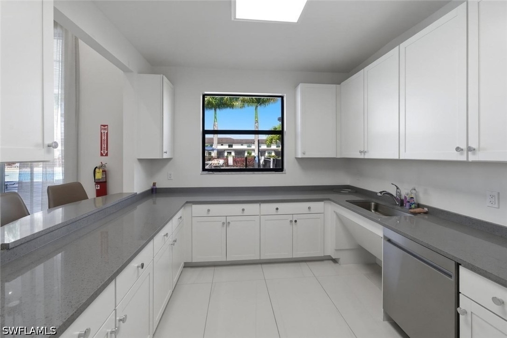 7345 Rockefeller Drive - Photo 39