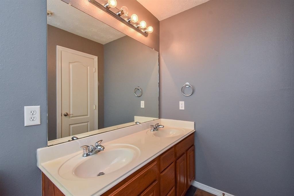 2811 Little Spring Circle - Photo 15