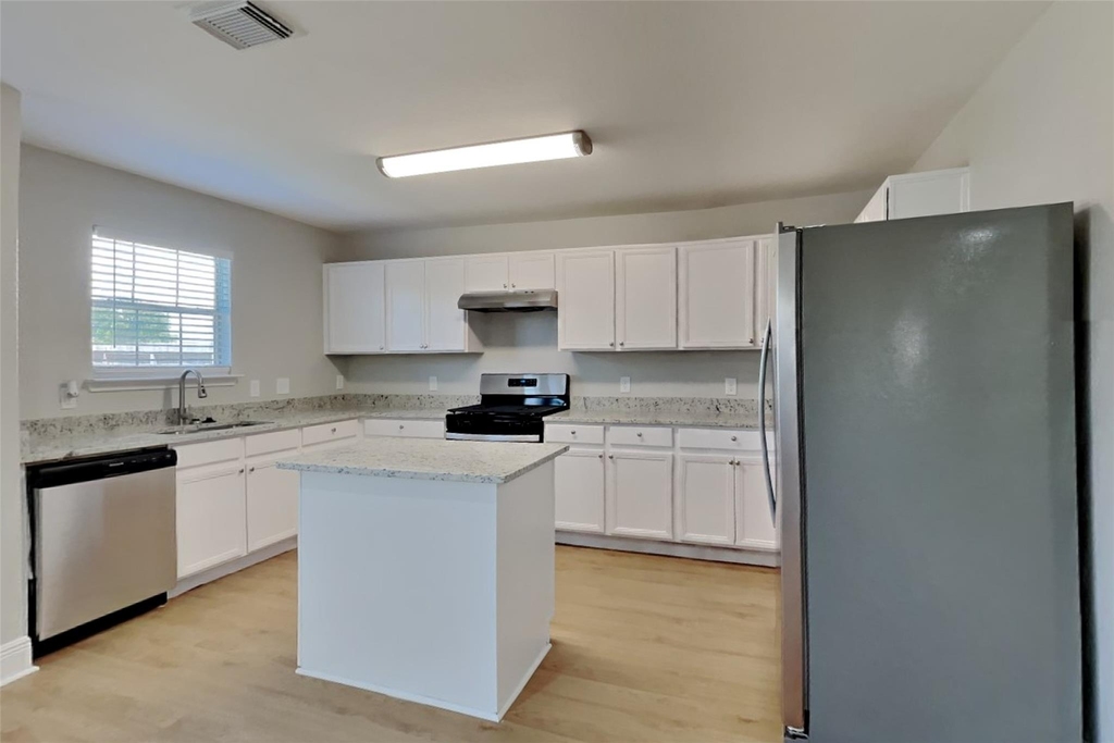 29402 Legends Hill Drive - Photo 5