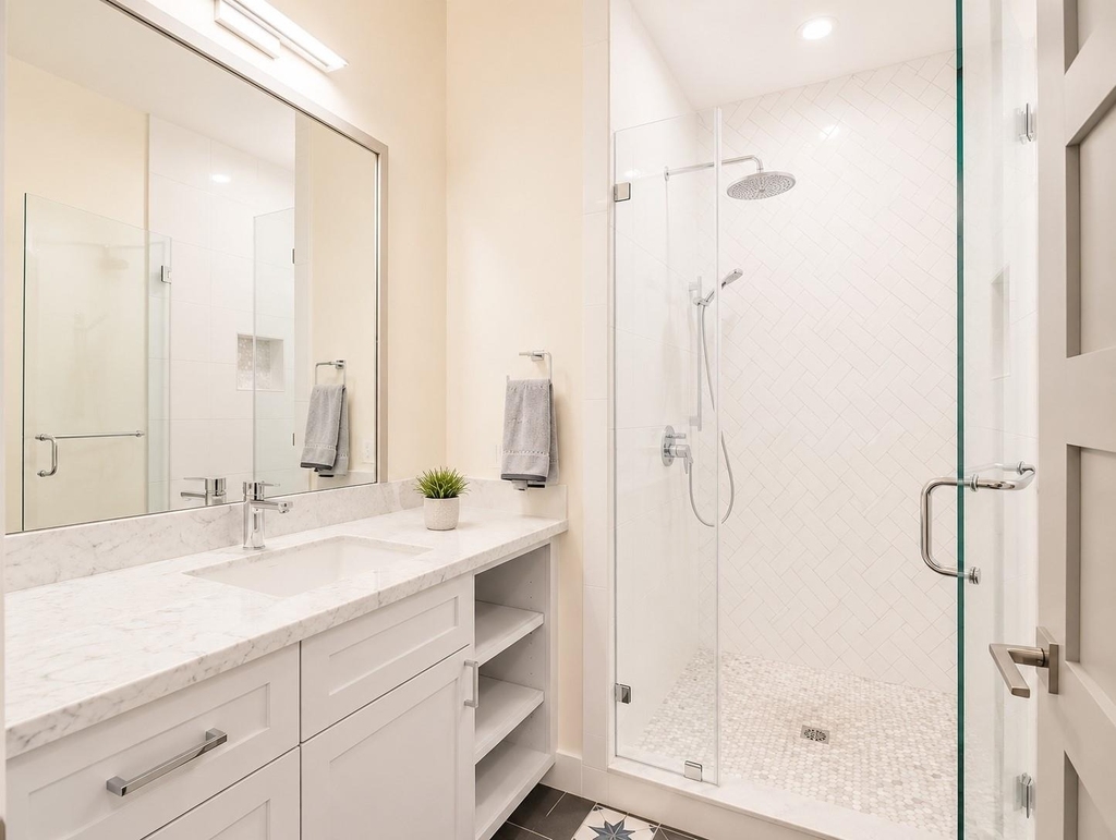 2302 Ruth Street - Photo 6