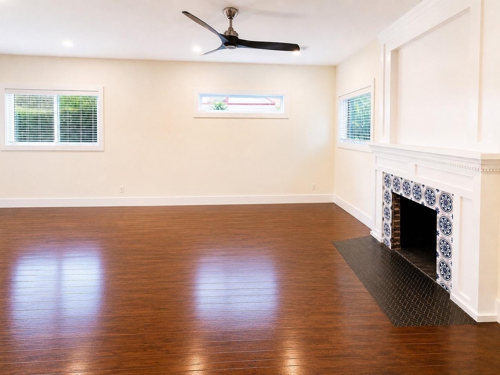 2302 Ruth Street - Photo 2