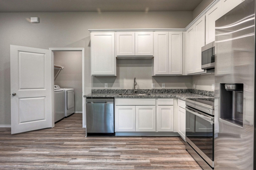11602 Vistawood Street - Photo 6