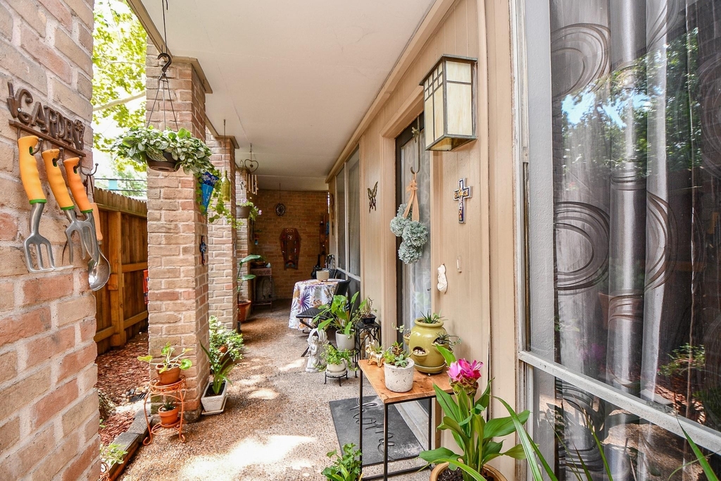 4635 Wild Indigo Street - Photo 22