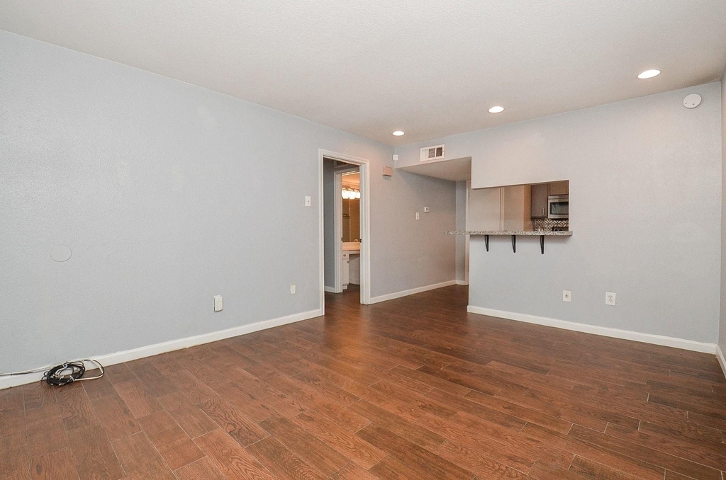 4635 Wild Indigo Street - Photo 2