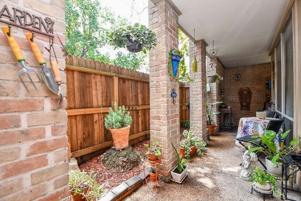 4635 Wild Indigo Street - Photo 24
