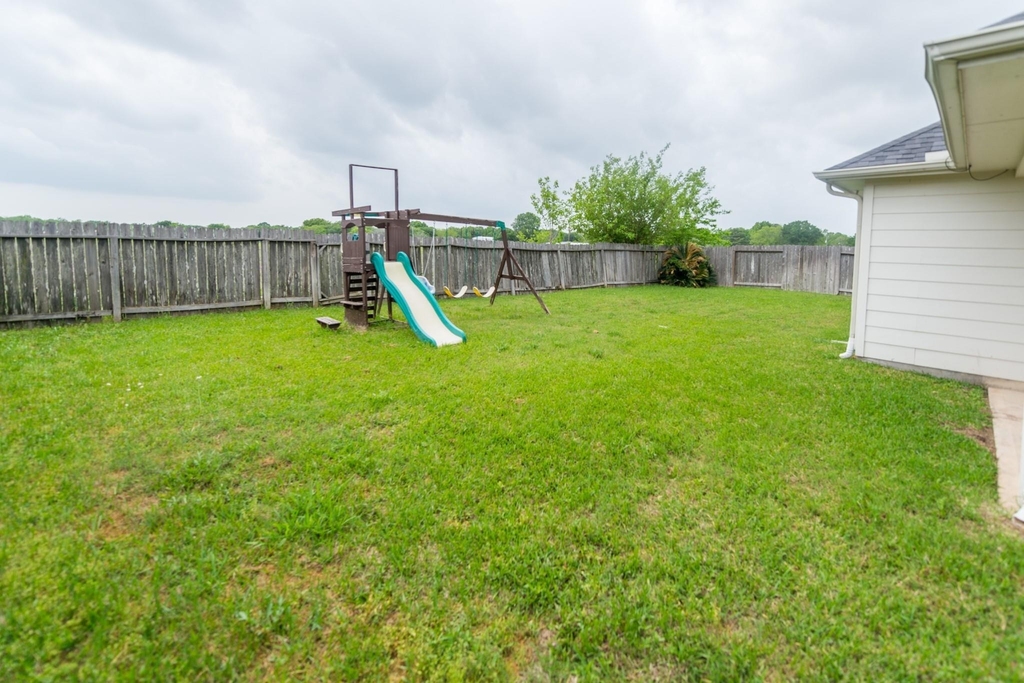 2834 Sage Bluff Avenue - Photo 35