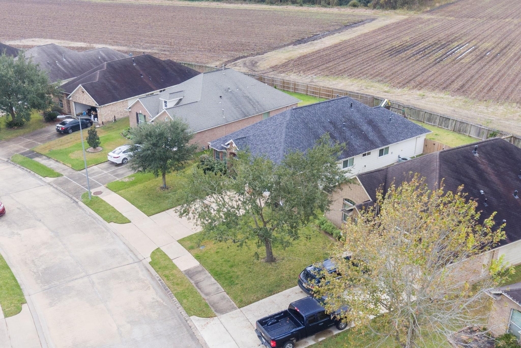 2834 Sage Bluff Avenue - Photo 40