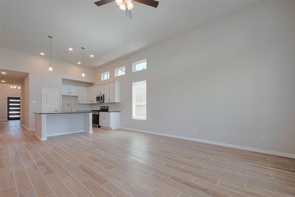 2405 Seamist Cove Lane - Photo 10