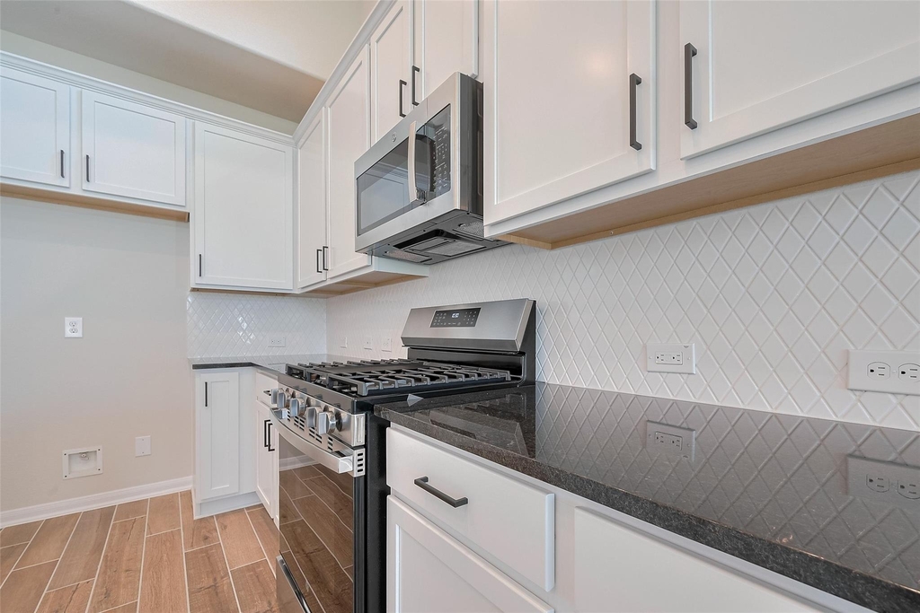 2405 Seamist Cove Lane - Photo 18