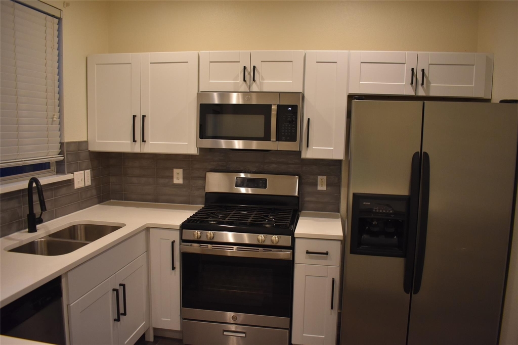 16048 Limestone Lake Drive - Photo 22