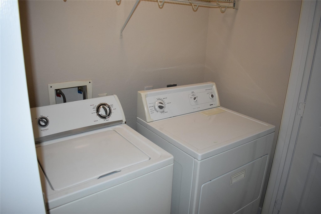 16048 Limestone Lake Drive - Photo 17