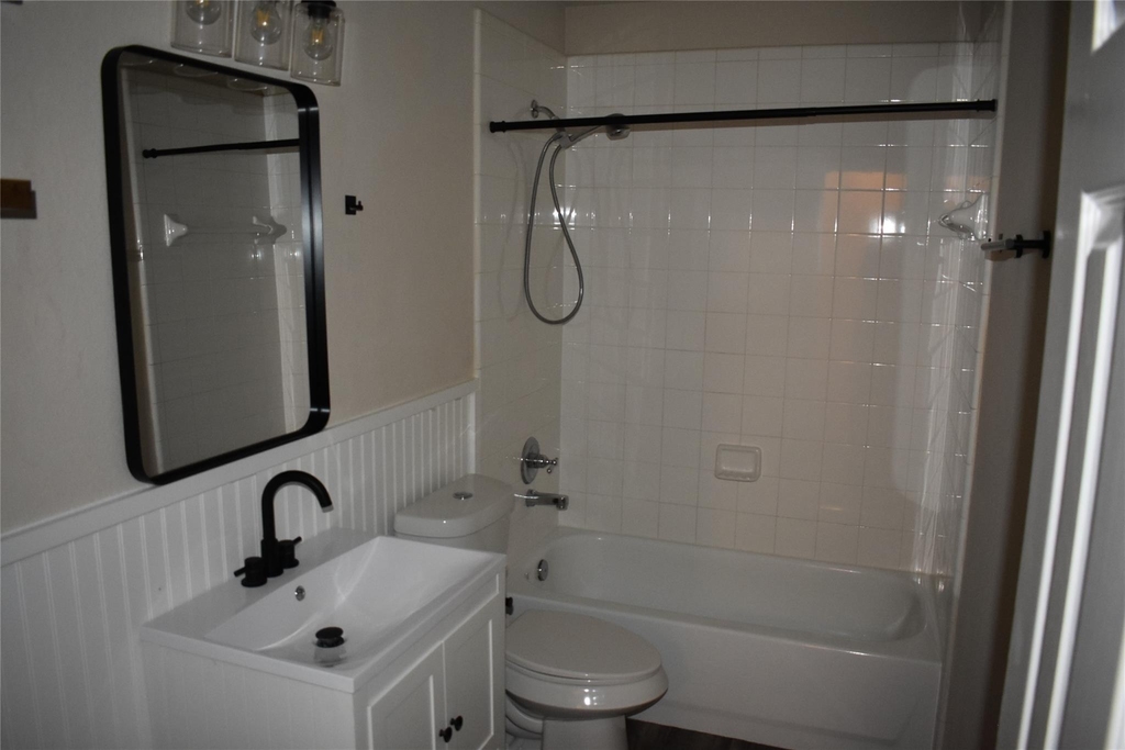16048 Limestone Lake Drive - Photo 9