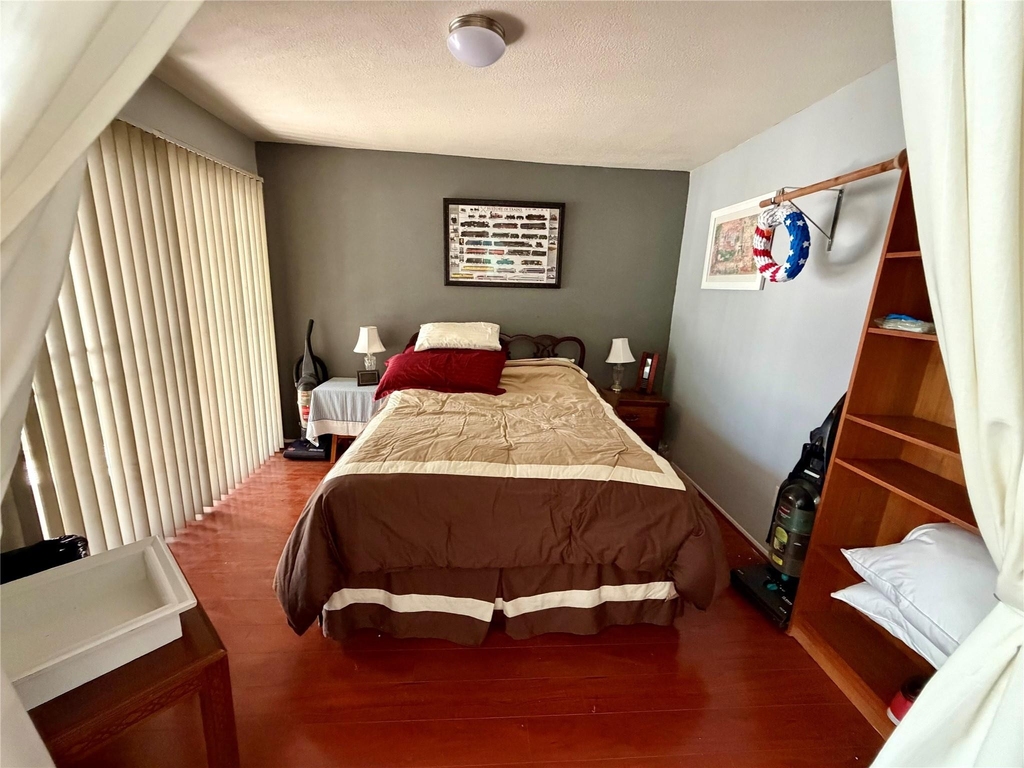 6701 Sands Point Drive - Photo 2