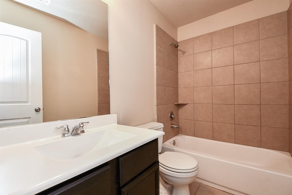 19311 Vermillion Court - Photo 24
