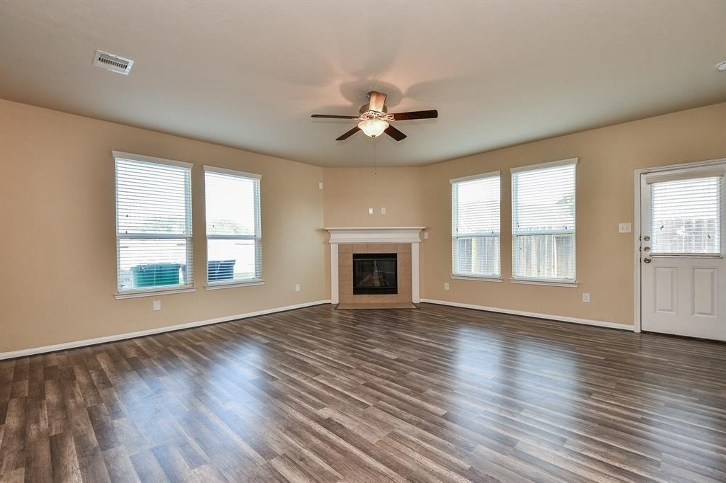 19311 Vermillion Court - Photo 2