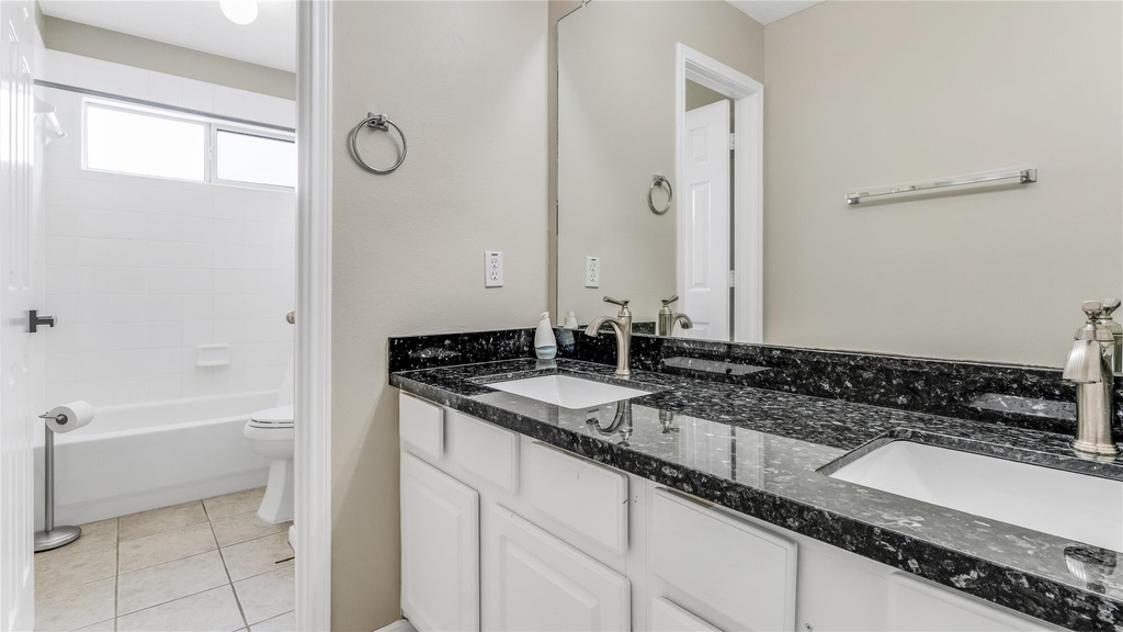 11405 Starlight Bay Street - Photo 36