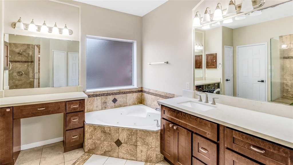 11405 Starlight Bay Street - Photo 23