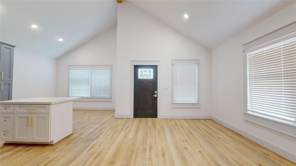 4305 Rogers Street - Photo 11