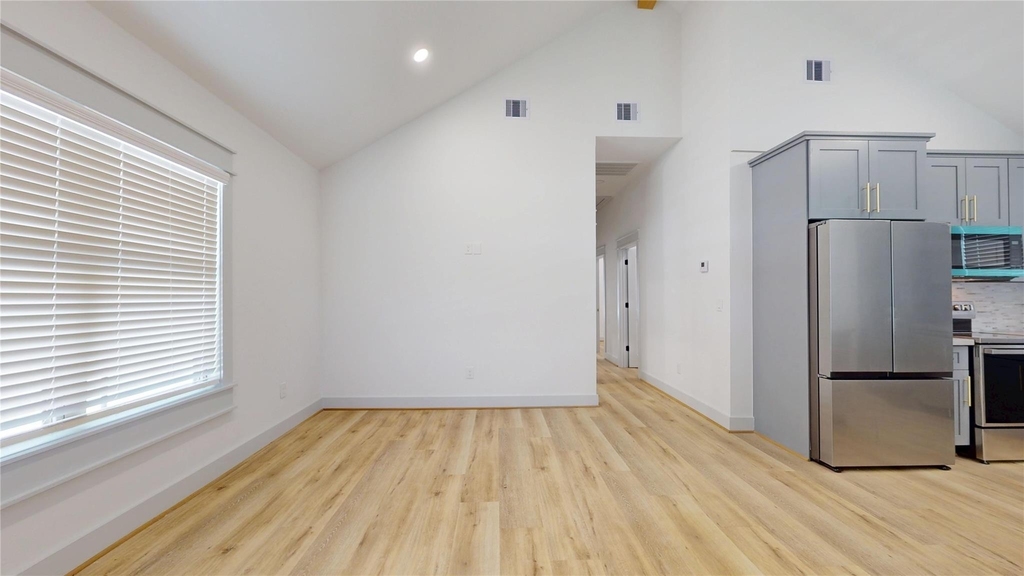 4305 Rogers Street - Photo 9