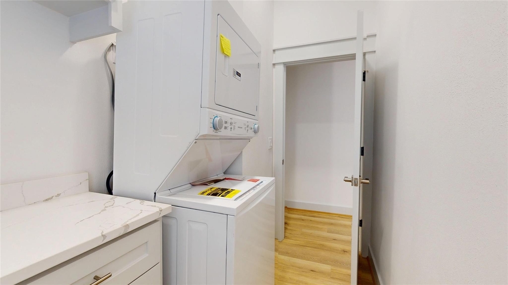 4305 Rogers Street - Photo 23