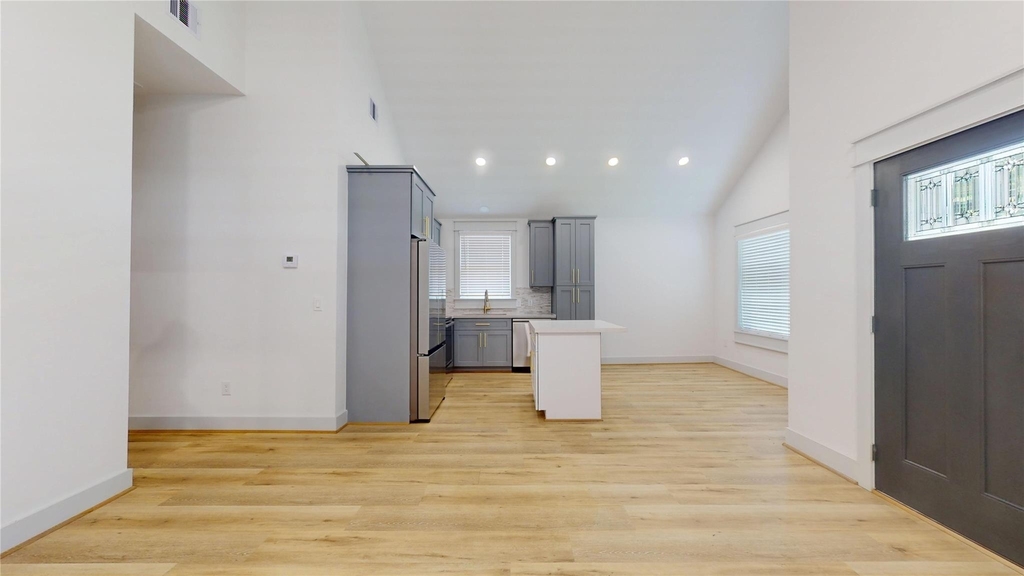 4305 Rogers Street - Photo 10