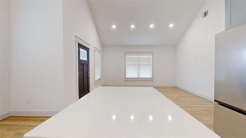 4305 Rogers Street - Photo 14