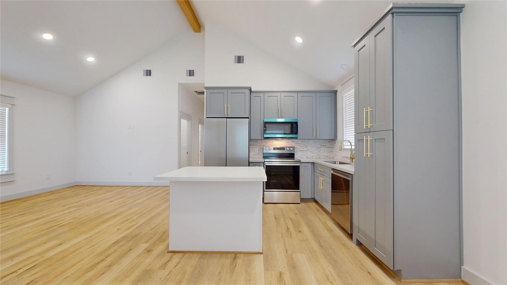 4305 Rogers Street - Photo 13