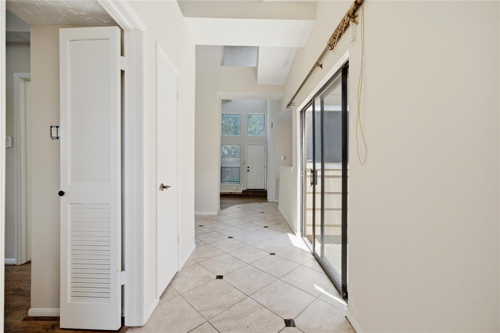 2019 First Crossing Boulevard - Photo 2