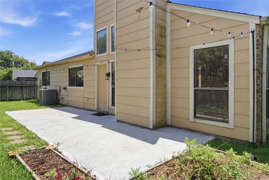 2019 First Crossing Boulevard - Photo 35