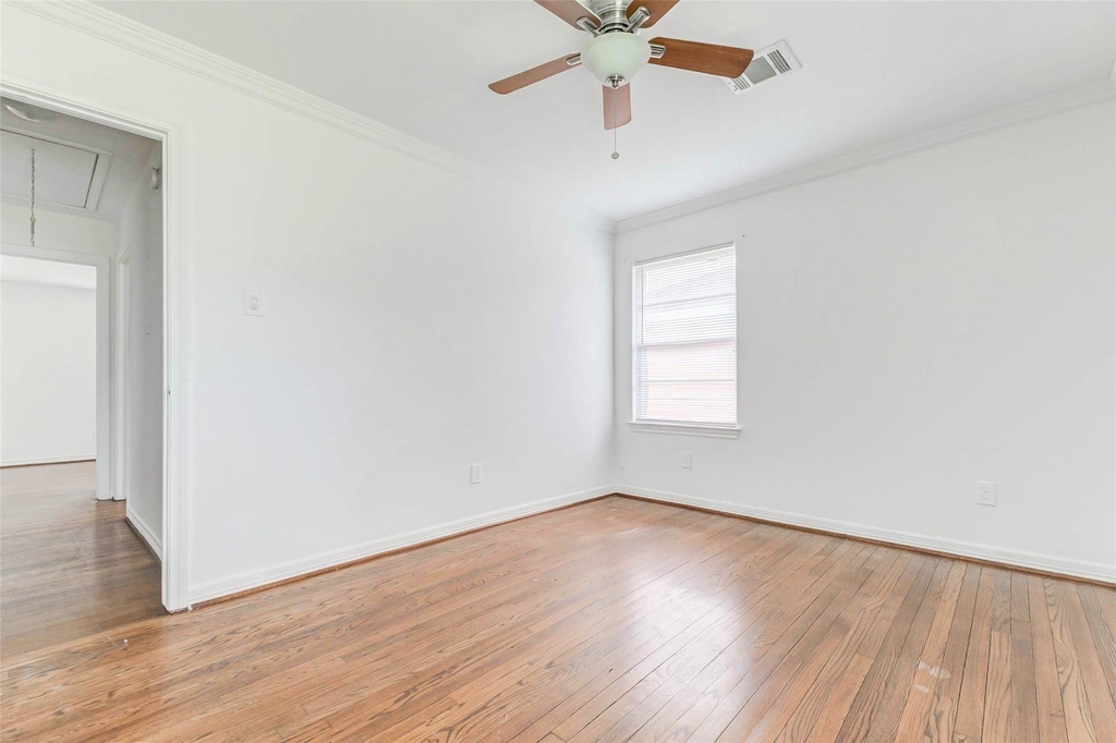 230 Bizerte Street - Photo 22