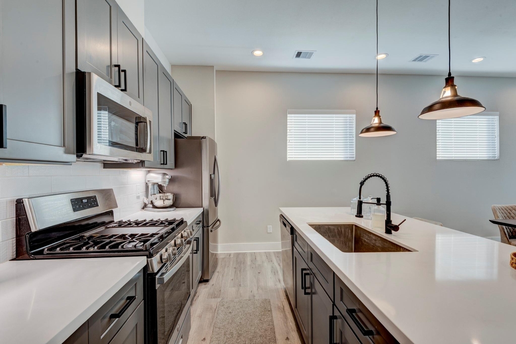 1181 W Tidwell Road - Photo 13