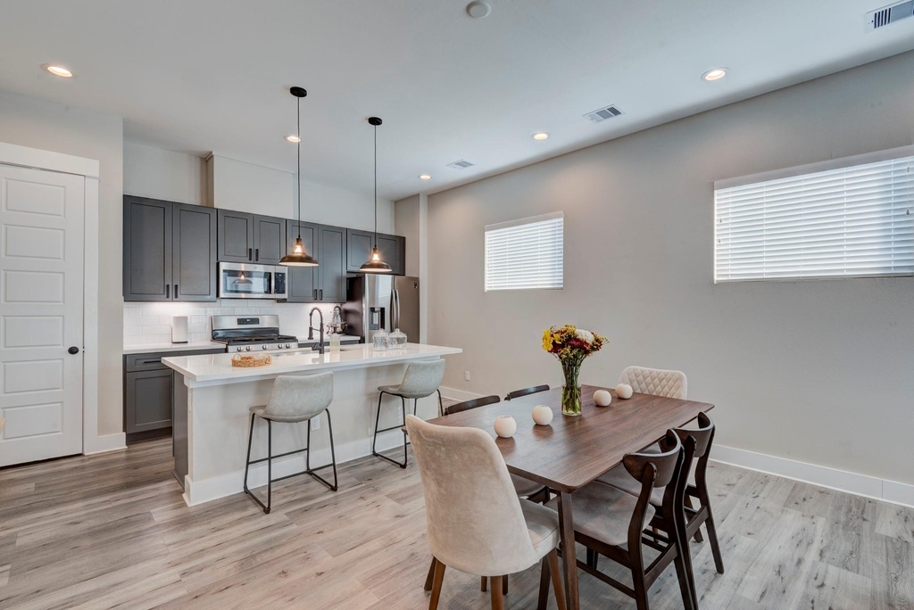 1181 W Tidwell Road - Photo 9
