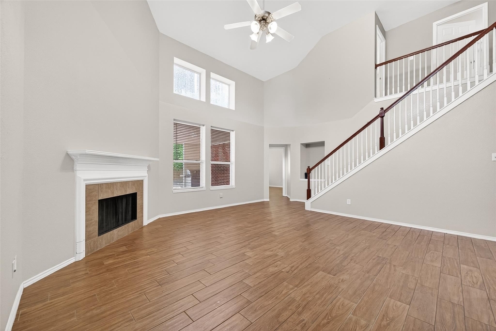 17611 Haywood Oaks Drive - Photo 5