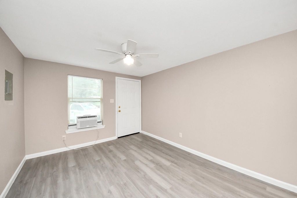 17111 River Road - Photo 14
