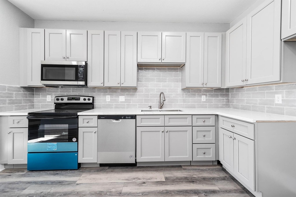 16986 W Hammon - Photo 2