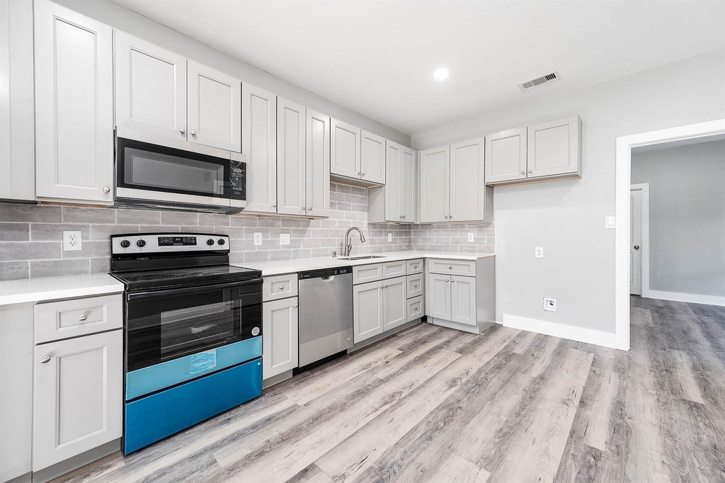 16986 W Hammon - Photo 3