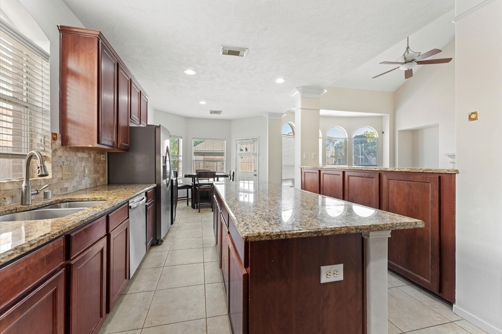 26414 Creston Woods Drive - Photo 13
