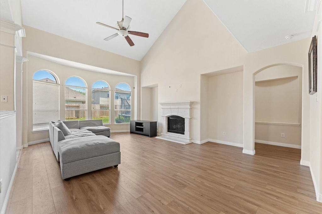 26414 Creston Woods Drive - Photo 8