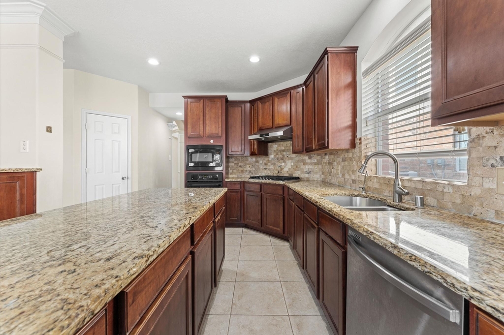 26414 Creston Woods Drive - Photo 12