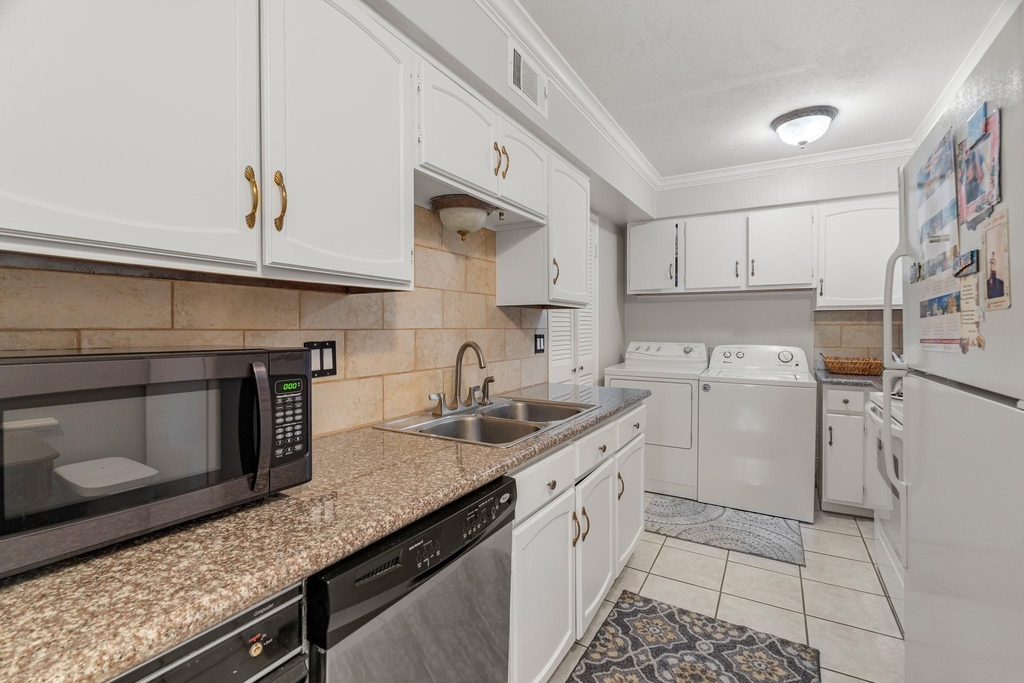 355 N Post Oak Lane - Photo 14