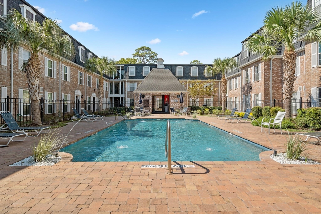 355 N Post Oak Lane - Photo 0