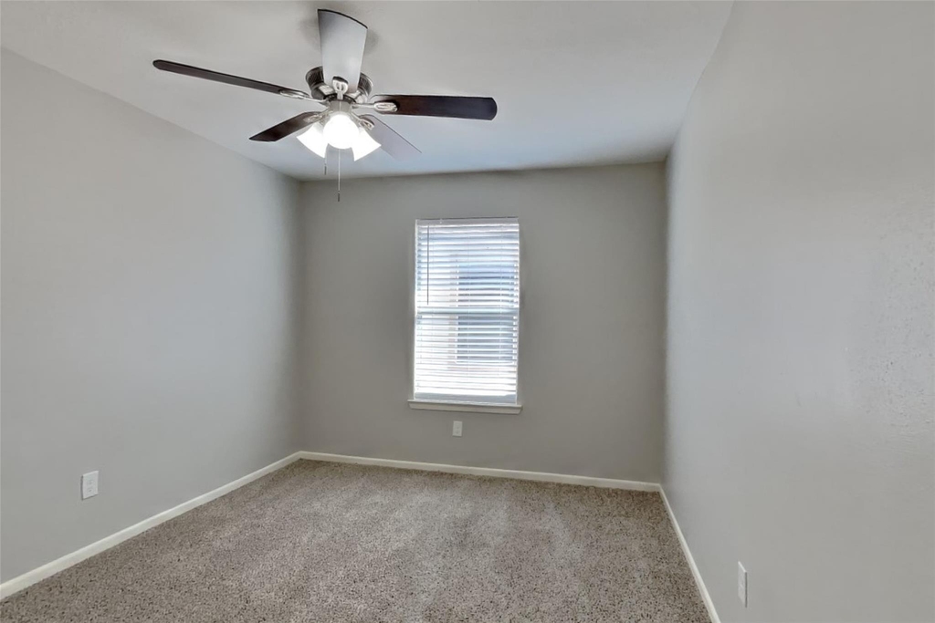 19411 Billineys Park Drive - Photo 9