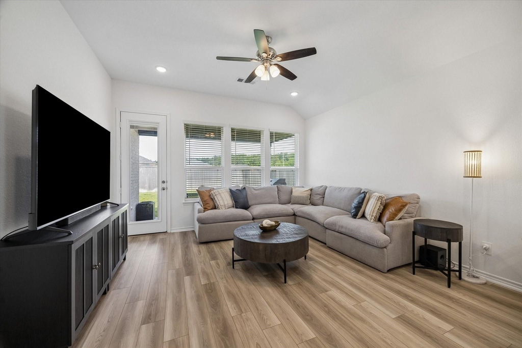 551 Ruby Bend Lane - Photo 4