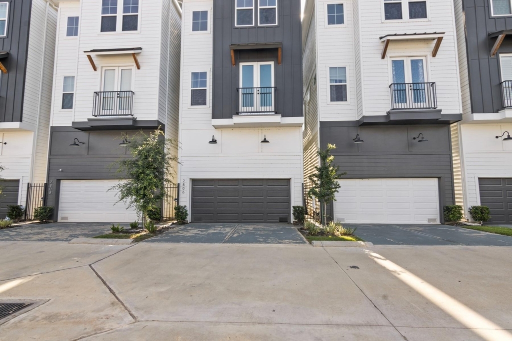 2806 Versailles Oak Lane - Photo 21